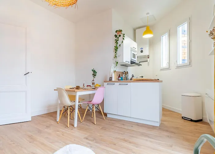 L'atypique - Appt A 150m De La Apartment *