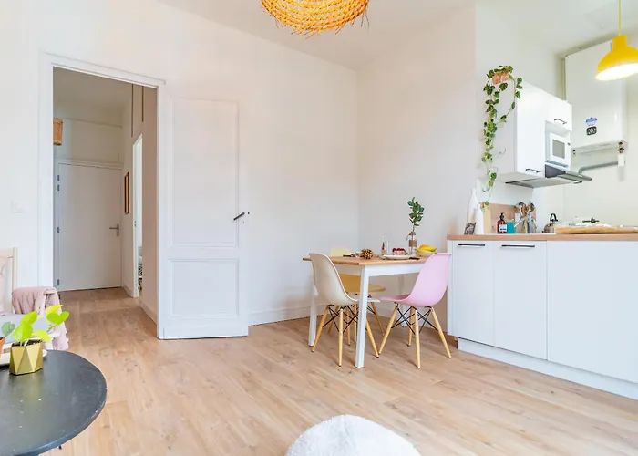 L'atypique - Appt A 150m De La Apartment *